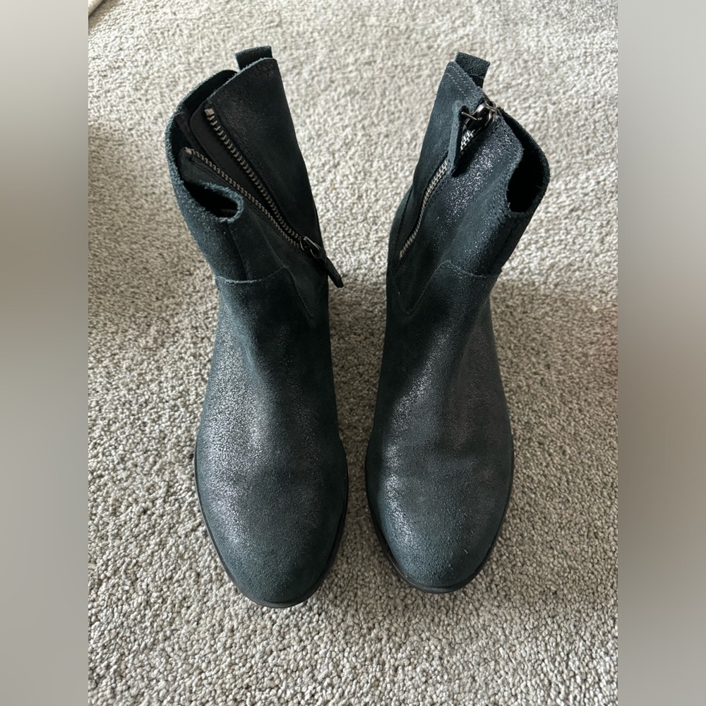Sorel booties. Women’s 9.5 EU 40.5